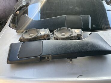 кузов 124 мерс: W124 аудио карманы в хорошем состоянии 10,000 сом Родные Колонки