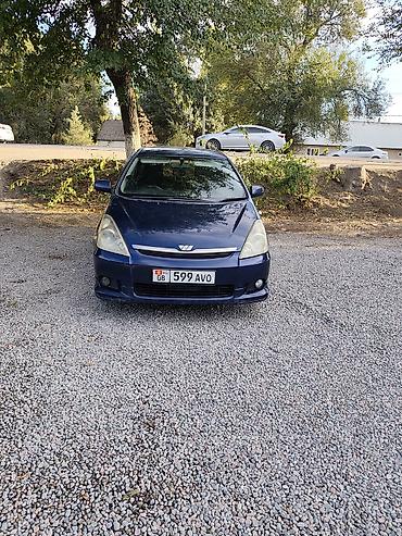 Toyota WISH: 2003 г., 1.8 л, Автомат, Бензин, Универсал