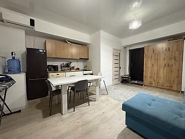 studio apartment: Студия, 30 м², Кок-Жар ж/м Индивидуалка, Цокольный этаж этаж, Евроремонт — 1