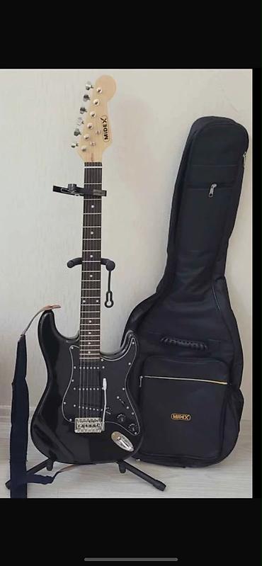 Elektron gitara, 6 sim, İşlənmiş, Ödənişli çatdırılma, Ünvandan götürmə lalafo.az -da Elektron gitara, 6 sim, İşlənmiş, Ödənişli çatdırılma, Ünvandan götürmə