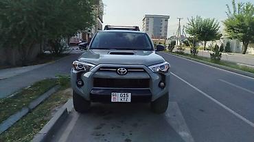 off roud: Toyota 4Runner: 2023 г., 4 л, Автомат, Бензин, Внедорожник — 1