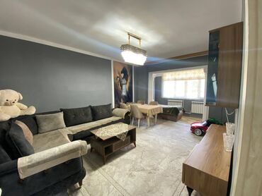 Uzunmüddətli kirayə mənzillər: Bakı, Bakıxanov qəs., 3 otaqlı, Köhnə tikili, m. Neftçilər, 95 kv. m