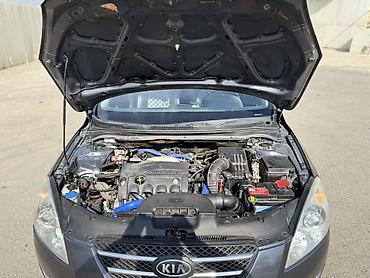 Kia: Kia Ceed: 2009 г., 1.6 л, Автомат, Газ, Хэтчбэк — 6