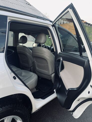 Toyota: Toyota RAV4: 2008 г., 2.4 л, Автомат, Бензиновая, Кроссовер — 12