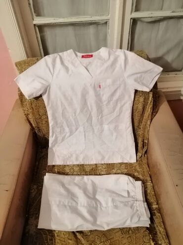 Paltar tikişi: Salam aleykum kişi ve Qadin aşbazlar üçün iş geyimleri satilir tezedir — 19