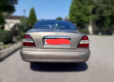 купить машину за 2000 долларов: Toyota : 2001 г., 1.8 л, Механика, Бензин, Седан