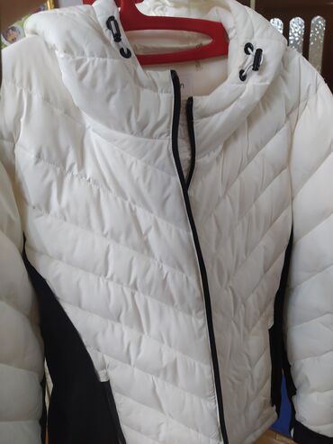 Пуховики и зимние куртки: Шикарная куртка, осень -зима,сидит отлично,худит,теплая — 7