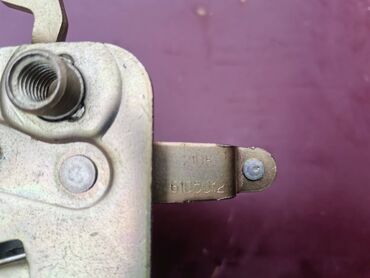 Auto delovi: Unutrasnja brava zadnjih vrata Lada 2108 Samara. Novo. Originalno — 2