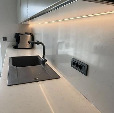 silver kitchen: Кухонный гарнитур, Новый, цвет - Серый — 3