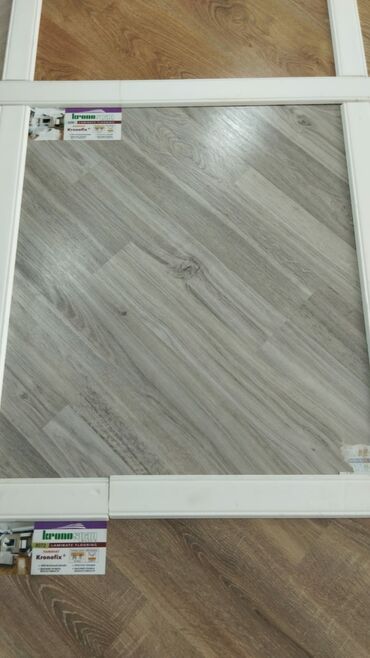 yapışqan aboylar: Məhsul: Laminate döşəmə – KronoStep “Kronofix+” (8072) - Material
