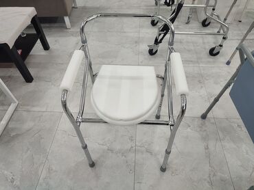 продается педикюрное кресло: Био туалет кресло с регулировкой по высоте
