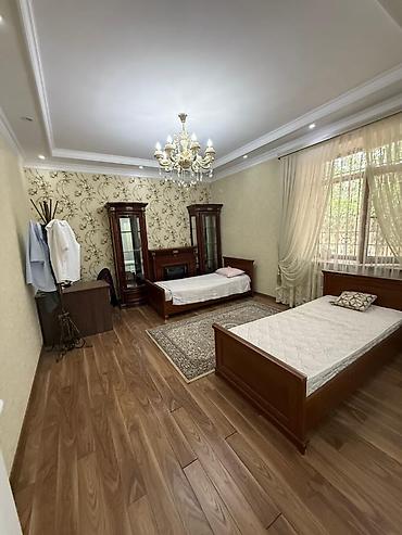 Долгосрочная аренда домов: 320 м², 5 комнат — 15