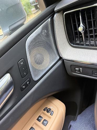 грузовики вольво: Volvo XC60: 2019 г., 2 л, Автомат, Бензин, Кроссовер — 10