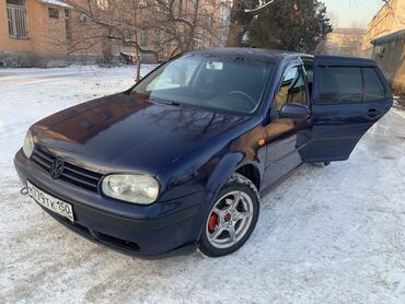 Volkswagen: Volkswagen Golf: 2001 г., 1.6 л, Механика, Бензин, Хэтчбэк