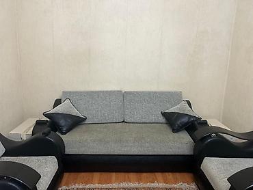 kohnə kreslo: İşlənmiş, Klassik divan, 2 kreslo, Divan, Bazasız, Açılan — 1