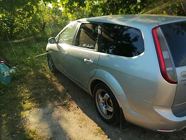 ford focus 2000: Ford Focus: 1.6 l | Universal — 3