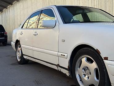 Продажа авто: Mercedes-Benz E-Class: 1998 г., 2.4 л, Автомат, Бензин, Седан — 4