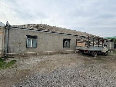 masallida ev satilir: 4 otaqlı, 250 kv. m, Yeni təmirli — 10