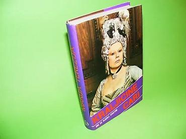note do re mi: Naslov: Marija Terezija, Kraljičine čariAutor: Gertrud — 2