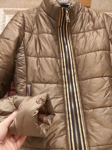 Kurtkalar: Rengi mohtesem, qalin godekce. az geyinilib. yaxsi veziyyetdedi — 18