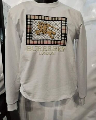 Duksevi: Duksevi na sniženje 2200 din
Ovi modeli trenutno u XL veličini — 6