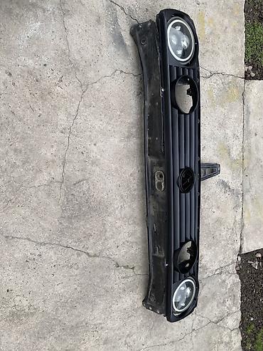 Решетки радиатора: Решетка радиатора Volkswagen 1987 г., Б/у, Оригинал — 4