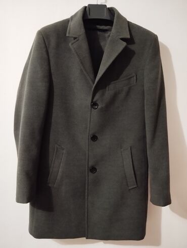 plate r r 46 48: Продаю мужской пальто тёмно-серого цвета состояние хорошее размер