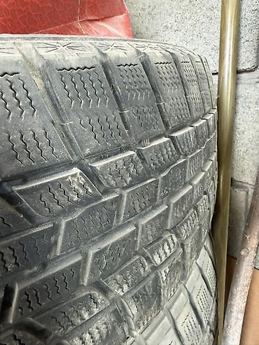 Шины и диски: Зимние шины 225/55 R18 98Q, без шипов (фрикционные). 2штуки Количество — 3