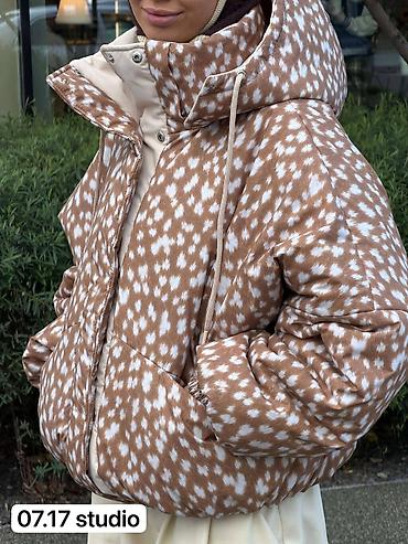 tech flis: Пуховик с принтом под пятна оленя - Теплый объемный силуэт с — 1