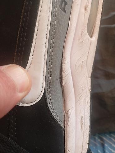 steve madden 40: • Opis: Prodajem original Nike Air Max LTD 3 patike u crno-sivoj boji — 7