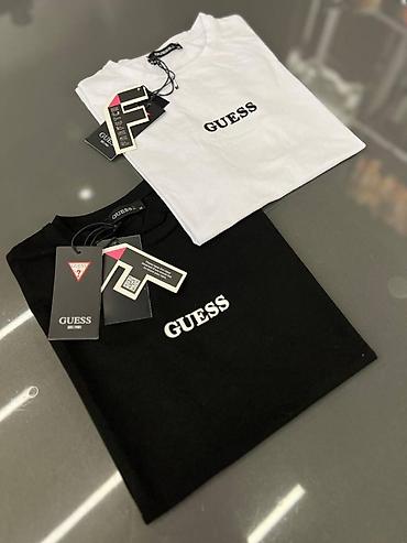 Majice kratkih rukava: Ženske majice S,M,L,XL,XXL veličine 1 komad 2100 din 2 komada 2800 — 4