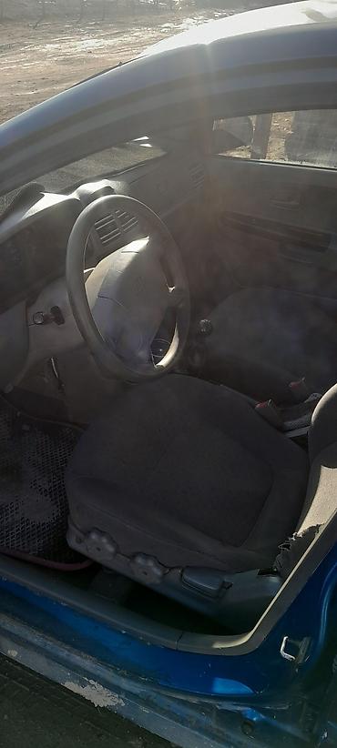 Kia: Kia Rio: 2003 г., 1.5 л, Механика, Бензин, Хэтчбэк — 10