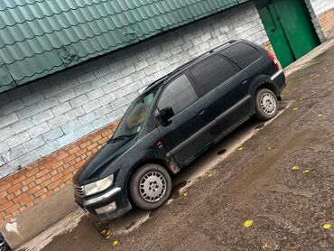 аккорд 4: Mitsubishi Space Wagon: 1999 г., 2.4 л, Механика, Бензин, Универсал