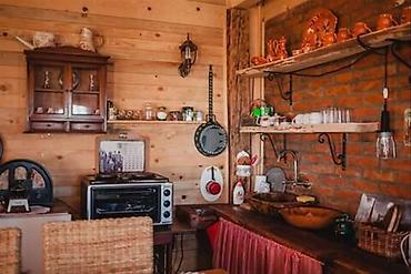 Kuće na prodaju: 280 kv. m, 10 soba — 9