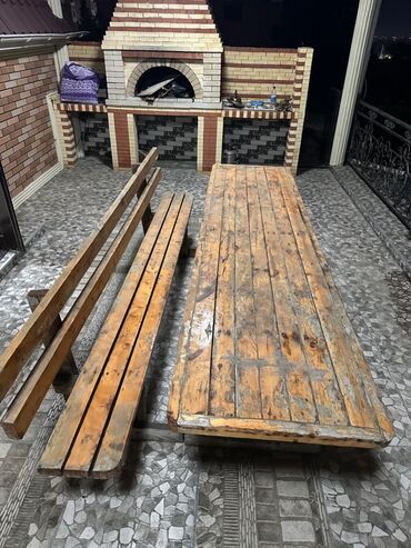 Digər mebel: Ela veziyyetdedir. Uzunlugu 3 metr, eni 74