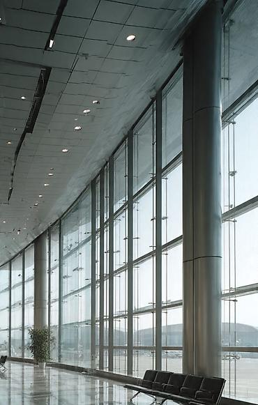 Башка коммерциялык кыймылсыз мүлктү ижаралоо: Современный аэровокзал с панорамным остеклением, предлагающий — 5