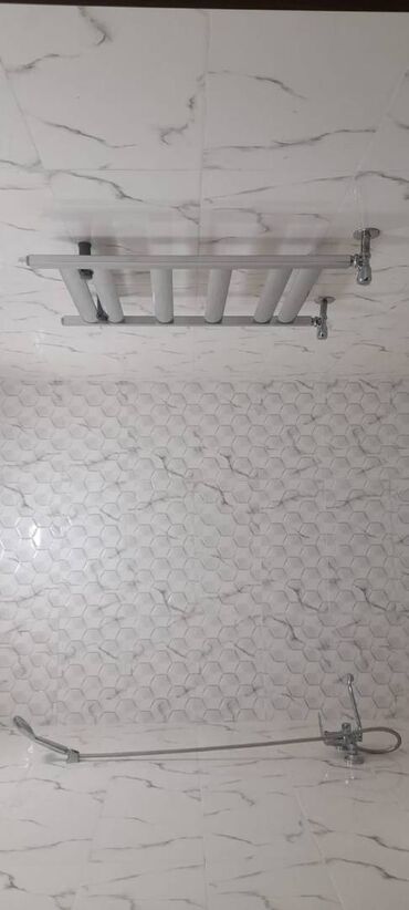 Uzunmüddətli kirayə mənzillər: Gəncə prospektində, Panorama Parkda, Yeni Tikili 19 mərtəbəli binanın — 9