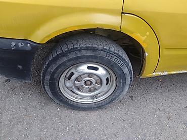 грузовой кара: Грузовой фургон Ford Transit (желтый) - Кузов: цельнометаллический — 7