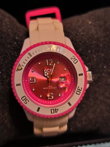 mexaniki saatlar: Б/у, Наручные часы, цвет - Розовый