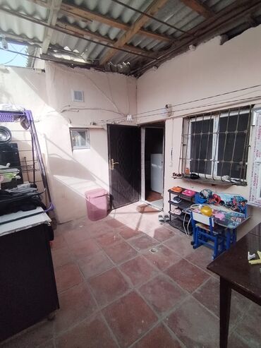 xacmaz rayonu: Bakı, Binəqədi qəs., 2 otaqlı, Köhnə tikili, m. 20 Yanvar, 45 kv. m
