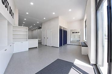 пл: Сдаю Помещение целиком: Хозтовары, 109 м², В жилом комплексе — 7