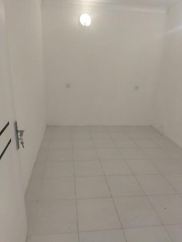 tap. az kiraye evler: 2 otaqdan ibarət 33 k/m vayfay, san.uzeldən ibarət - Döşəmə: ağ — 1
