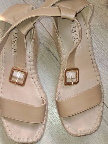 Basanoşka və səndəllər: Ölçü: 40, Yeni — 16