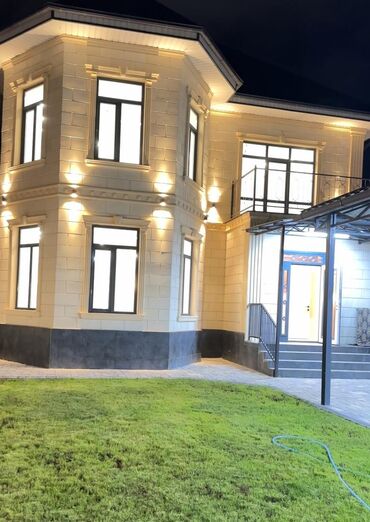 дома из сэндвич панелей: Үй, 220 кв. м, 4 бөлмө, Риелтор