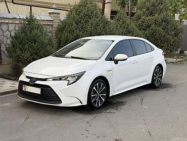 фит рассрочку: Toyota Corolla: 2023 г., 1.8 л, Вариатор, Гибрид, Седан — 2