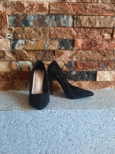 женские туфли: Туфли, Размер: 35, цвет - Черный, Б/у