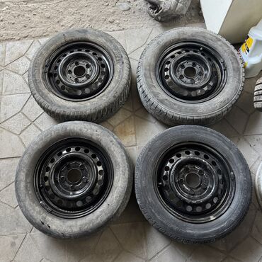 колесо на газ 52: Дөңгөлөктөр монтажда 185 / 70 / R 14, All-season, Колдонулган, Комплект, Жеңил унаалар, Темир, тешиктери - 5