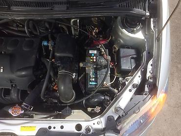 дайхатсу рокки: Toyota Ist: 2002 г., 1.3 л, Автомат, Бензин, Хэтчбэк — 10