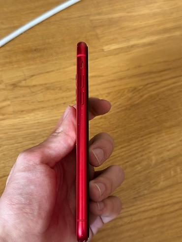 Apple iPhone: IPhone 11, Qırmızı, Face ID — 3