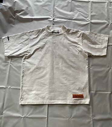 ray ben: Белая футболка Heron Preston «СТИЛЬ» - Крой: прямой, свободный — 1